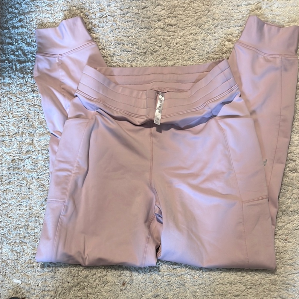 Lavender High-Waisted Leggings